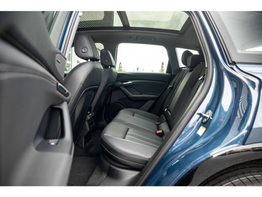 Audi Q6 e-tron Quattro 388pk | Panoramadak | Trekhaak | Stoelverwarming Voor + Achter | Stuurwielverwarming | | ... ActivLease financial lease