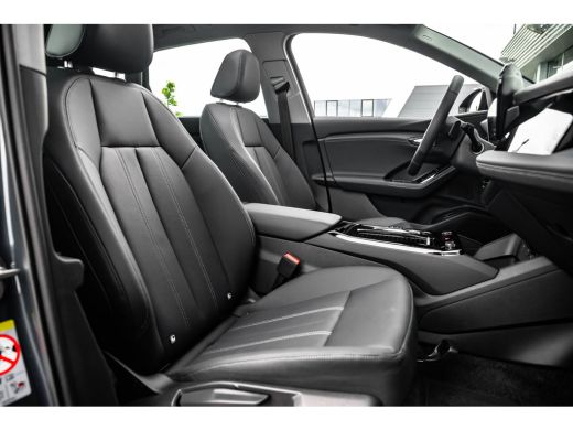 Audi Q6 e-tron Quattro 388pk | Panoramadak | Trekhaak | Stoelverwarming Voor + Achter | Stuurwielverwarming | | ... ActivLease financial lease