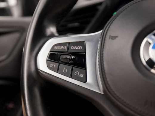 BMW 1 Serie 118i M Sport Automaat (PANORAMADAK, M PAKKET, APPLE CARPLAY, GROOT NAVI, CAMERA, SPORTSTOELEN, SP... ActivLease financial lease