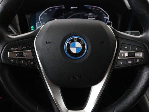 BMW 3 Serie Touring 320e Business Edition Plus | SOH 90% | Leder | Stoelverwarming | Carplay | Cruise control... ActivLease financial lease