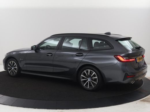 BMW 3 Serie Touring 320e Business Edition Plus | SOH 90% | Leder | Stoelverwarming | Carplay | Cruise control... ActivLease financial lease