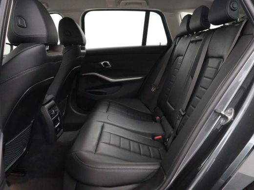 BMW 3 Serie Touring 320e Business Edition Plus | SOH 90% | Leder | Stoelverwarming | Carplay | Cruise control... ActivLease financial lease