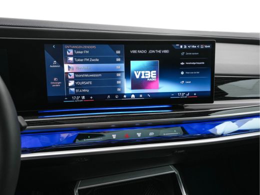 BMW i7 xDrive60 106 kWh M-Sportpack [3-Fase-11kW] {SoH-98%} (INCL.BTW) *PANO | HEAD-UP | LUXURY-LEATHER ... ActivLease financial lease