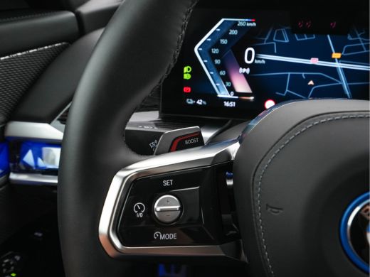 BMW i7 xDrive60 106 kWh M-Sportpack [3-Fase-11kW] {SoH-98%} (INCL.BTW) *PANO | HEAD-UP | LUXURY-LEATHER ... ActivLease financial lease