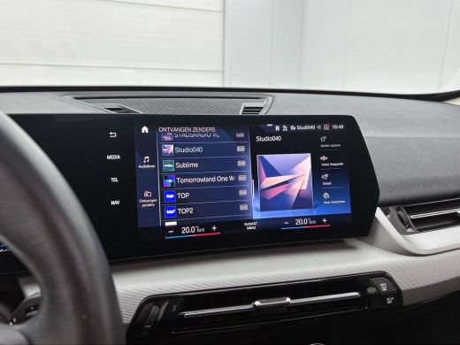 BMW X1 xDrive25e Plug-In Hybrid PANORAMADAK | EL. BED. STOEL | MASSAGE | AD-LED ActivLease financial lease