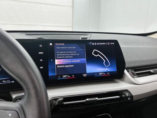 BMW X1 xDrive25e Plug-In Hybrid PANORAMADAK | EL. BED. STOEL | MASSAGE | AD-LED ActivLease financial lease