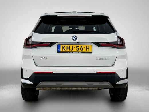 BMW X1 xDrive25e Plug-In Hybrid PANORAMADAK | EL. BED. STOEL | MASSAGE | AD-LED ActivLease financial lease