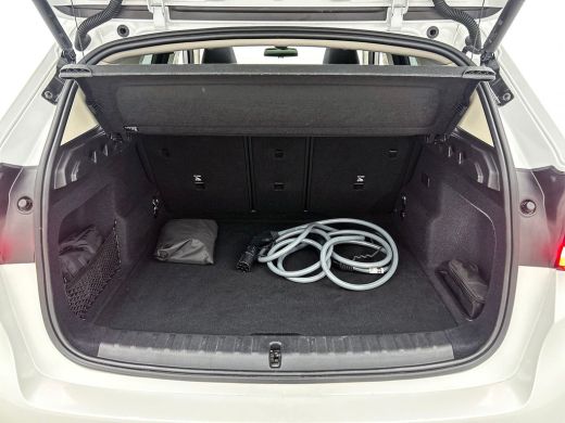 BMW X1 xDrive25e Plug-In Hybrid PANORAMADAK | EL. BED. STOEL | MASSAGE | AD-LED ActivLease financial lease
