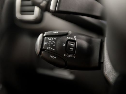 Citroën C5 Aircross 1.6 PureTech Sport 181Pk Automaat (APPLE CARPLAY, GROOT NAVI, 360 CAMERA, TREKHAAK, LEDER, SPORTS... ActivLease financial lease