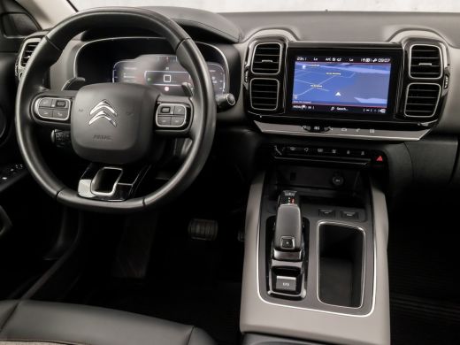 Citroën C5 Aircross 1.6 PureTech Sport 181Pk Automaat (APPLE CARPLAY, GROOT NAVI, 360 CAMERA, TREKHAAK, LEDER, SPORTS... ActivLease financial lease