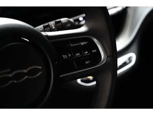 Fiat 500 Icon 42 kWh | Camera | Stoelverwarming | Dode Hoek Detectie | DAB | ActivLease financial lease