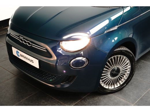 Fiat 500 Icon 42 kWh | Camera | Stoelverwarming | Dode Hoek Detectie | DAB | ActivLease financial lease