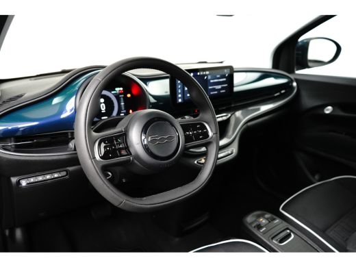 Fiat 500 Icon 42 kWh | Camera | Stoelverwarming | Dode Hoek Detectie | DAB | ActivLease financial lease