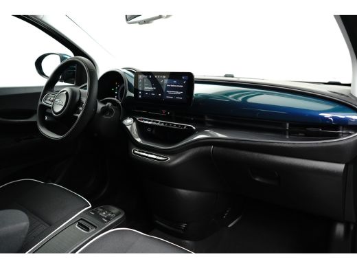 Fiat 500 Icon 42 kWh | Camera | Stoelverwarming | Dode Hoek Detectie | DAB | ActivLease financial lease