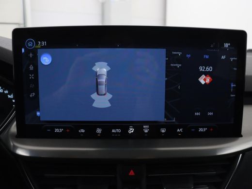 Ford Focus | Cruise control | Lane assist | Navigatie | Carplay | Park assist | Climate control ActivLease financial lease