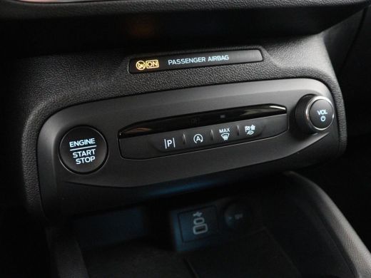Ford Focus | Cruise control | Lane assist | Navigatie | Carplay | Park assist | Climate control ActivLease financial lease