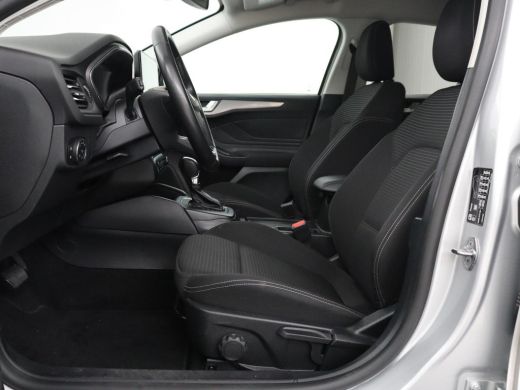 Ford Focus | Cruise control | Lane assist | Navigatie | Carplay | Park assist | Climate control ActivLease financial lease