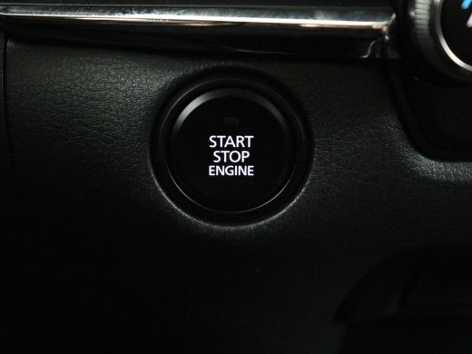 Mazda CX-30 | Stoelverwarming | Head-up | Adaptive cruise | BOSE sound | Carplay | Camera | Park assist | ActivLease financial lease