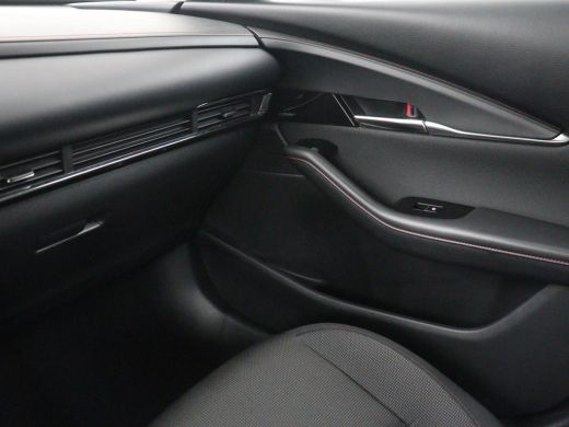 Mazda CX-30 | Stoelverwarming | Head-up | Adaptive cruise | BOSE sound | Carplay | Camera | Park assist | ActivLease financial lease