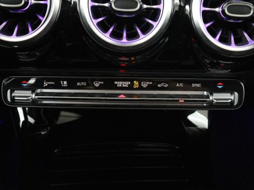 Mercedes-Benz A-Klasse 200 AMG Business Solution Aut. | Pano | LED | Half sfeerverlichting | Sfeerverlichting | Elec. St... ActivLease financial lease