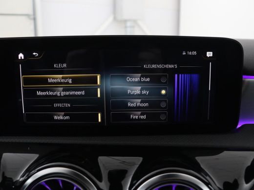 Mercedes-Benz A-Klasse 200 AMG Business Solution Aut. | Pano | LED | Half sfeerverlichting | Sfeerverlichting | Elec. St... ActivLease financial lease