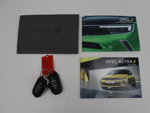 Opel Astra 1.6 Hybrid GS Line | SOH 97,5% | Half leder | Stuur/stoel verwarming | Adaptive cruise | Carplay ... ActivLease financial lease