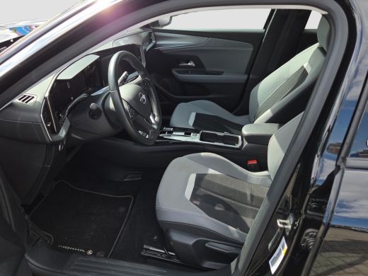 Opel Mokka-e Elegance 50-kWh 11kw bl. Camera | Extra getint glas | Adaptive Cruise control | LED | Full map na... ActivLease financial lease