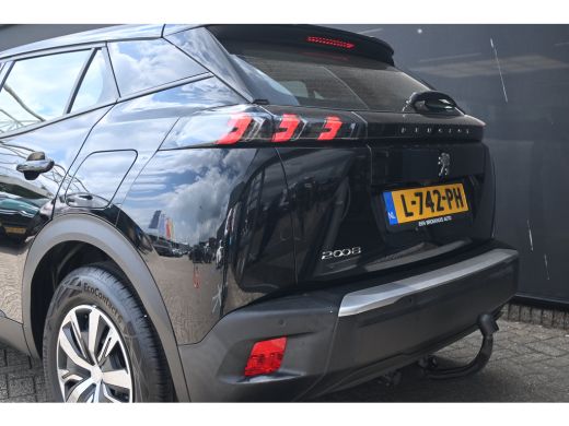 Peugeot 2008 1.2 PureTech Blue Lease Active | Afn. Trekhaak | Achteruitrijcamera | Navigatie | 1e Eigenaar | D... ActivLease financial lease