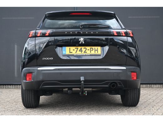 Peugeot 2008 1.2 PureTech Blue Lease Active | Afn. Trekhaak | Achteruitrijcamera | Navigatie | 1e Eigenaar | D... ActivLease financial lease