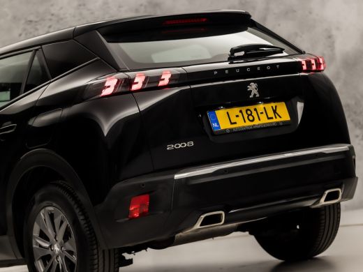 Peugeot 2008 1.2 PureTech Sport 131Pk Automaat (APPLE CARPLAY, 1e EIGENAAR, GROOT NAVI, PARKEERSENSOREN, SPORT... ActivLease financial lease