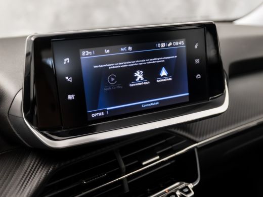 Peugeot 2008 1.2 PureTech Sport 131Pk Automaat (APPLE CARPLAY, 1e EIGENAAR, GROOT NAVI, PARKEERSENSOREN, SPORT... ActivLease financial lease