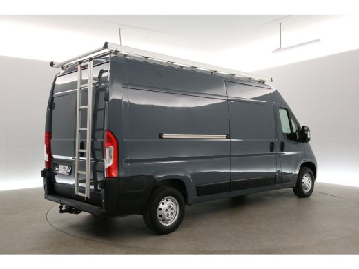Renault Master Opel Movano 2.2D 140PK L3H2 | Airco | Cruise | Carplay | Trekhaak | 3 Zits | Parkeersens | Imperiaal ActivLease financial lease