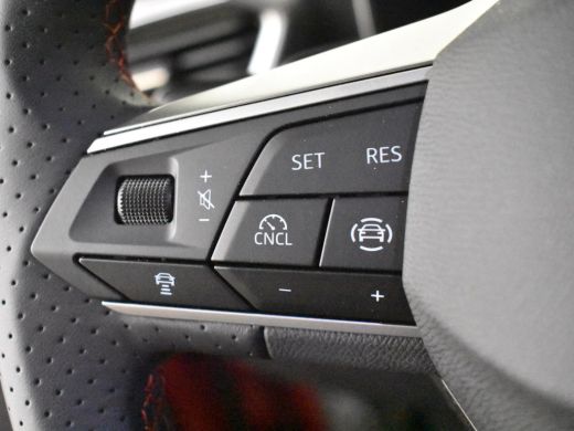Seat Leon Sportstourer FR Business - eHybrid 204PK | Achteruitrijcamera | Automatisch dimmende binnenspiege... ActivLease financial lease