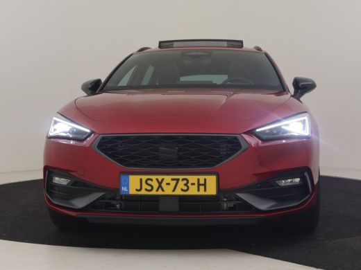 Seat Leon Sportstourer FR Business - eHybrid 204PK | Achteruitrijcamera | Automatisch dimmende binnenspiege... ActivLease financial lease
