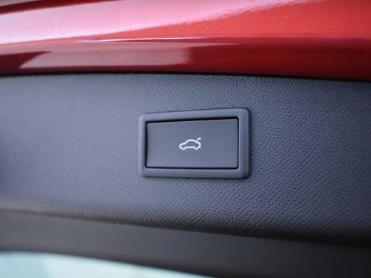Seat Leon Sportstourer FR Business - eHybrid 204PK | Achteruitrijcamera | Automatisch dimmende binnenspiege... ActivLease financial lease