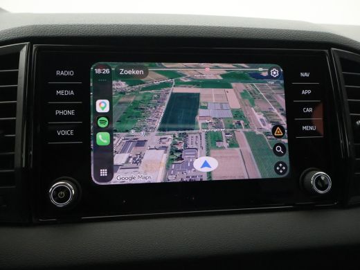 Skoda Karoq 1.5 TSI ACT 150 PK *12.878 KM!* + PANORAMADAK + VIRTUAL COCKPIT | ADAPTIVE CRUISE | CAMERA ActivLease financial lease