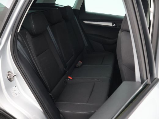 Skoda Karoq 1.5 TSI ACT 150 PK *12.878 KM!* + PANORAMADAK + VIRTUAL COCKPIT | ADAPTIVE CRUISE | CAMERA ActivLease financial lease