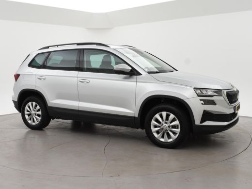 Skoda Karoq 1.5 TSI ACT 150 PK *12.878 KM!* + PANORAMADAK + VIRTUAL COCKPIT | ADAPTIVE CRUISE | CAMERA ActivLease financial lease