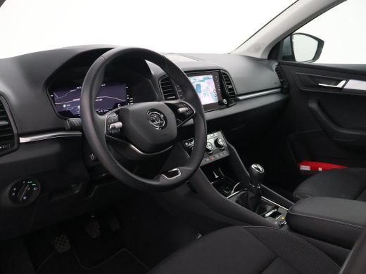 Skoda Karoq 1.5 TSI ACT 150 PK *12.878 KM!* + PANORAMADAK + VIRTUAL COCKPIT | ADAPTIVE CRUISE | CAMERA ActivLease financial lease