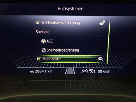 Skoda Karoq 1.5 TSI ACT 150 PK *12.878 KM!* + PANORAMADAK + VIRTUAL COCKPIT | ADAPTIVE CRUISE | CAMERA ActivLease financial lease
