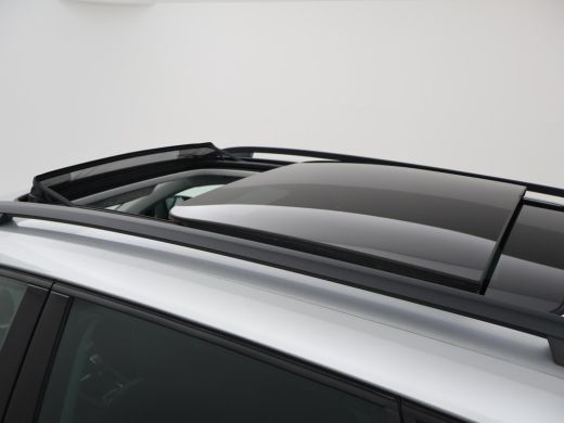 Skoda Karoq 1.5 TSI ACT 150 PK *12.878 KM!* + PANORAMADAK + VIRTUAL COCKPIT | ADAPTIVE CRUISE | CAMERA ActivLease financial lease