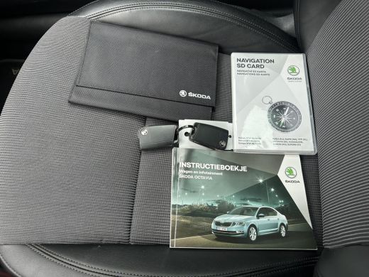 Skoda Octavia Combi 1.0 TSI 115PK Greentech Business Edition NL-AUTO | NAVI | LEDER ActivLease financial lease
