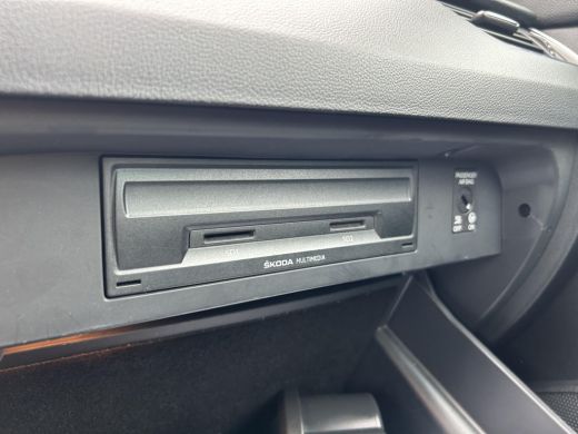 Skoda Octavia Combi 1.0 TSI 115PK Greentech Business Edition NL-AUTO | NAVI | LEDER ActivLease financial lease
