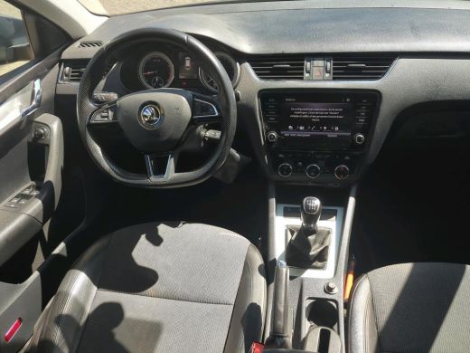 Skoda Octavia Combi 1.0 TSI Greentech Business Edition NL-AUTO | NAVI | LEDER ActivLease financial lease