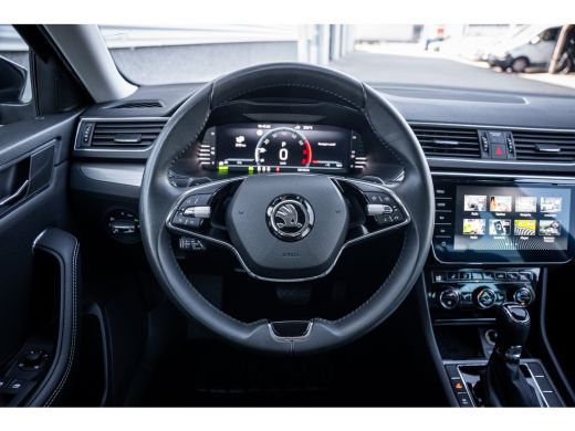 Skoda Superb Combi 1.4 TSI iV Business Edition Plus | Achteruitrijcamera | Apple Carplay/Android Auto|telefoon... ActivLease financial lease