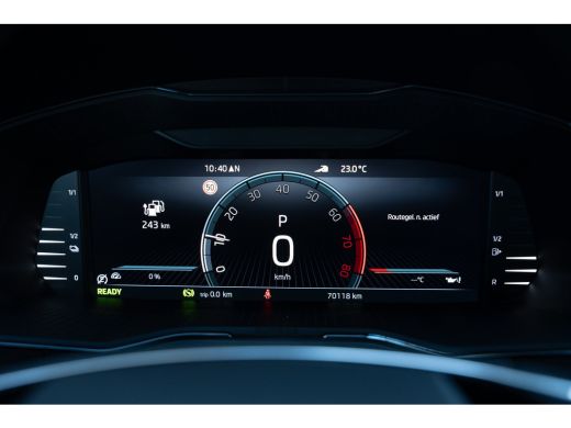 Skoda Superb Combi 1.4 TSI iV Business Edition Plus | Achteruitrijcamera | Apple Carplay/Android Auto|telefoon... ActivLease financial lease