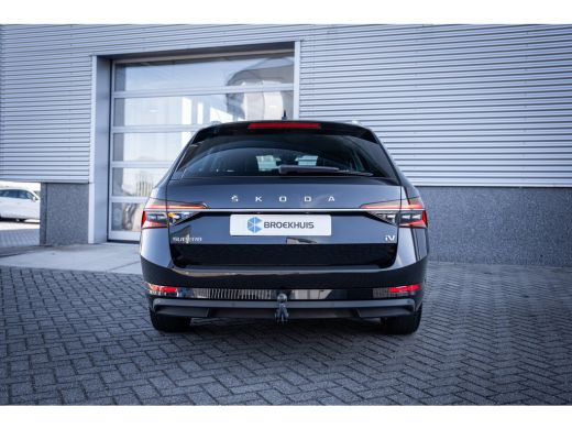 Skoda Superb Combi 1.4 TSI iV Business Edition Plus | Achteruitrijcamera | Apple Carplay/Android Auto|telefoon... ActivLease financial lease