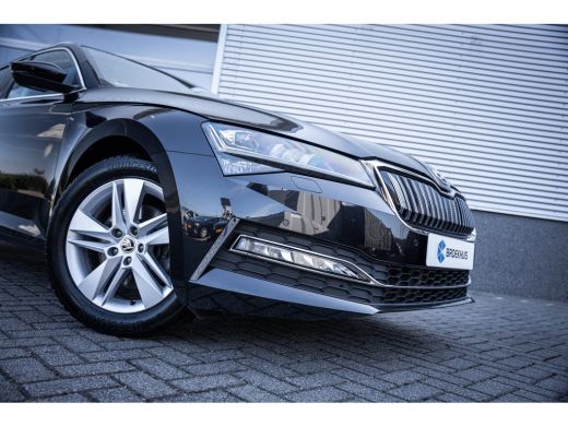 Skoda Superb Combi 1.4 TSI iV Business Edition Plus | Achteruitrijcamera | Apple Carplay/Android Auto|telefoon... ActivLease financial lease
