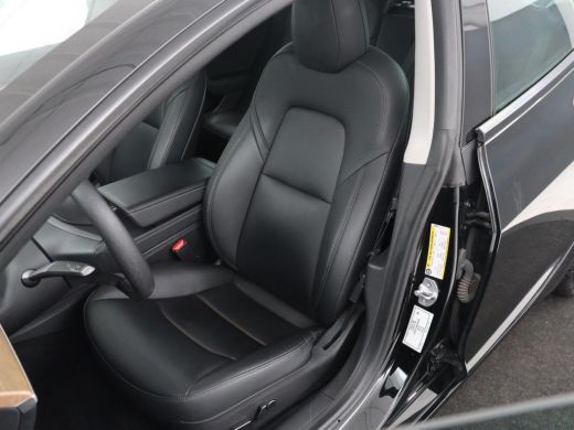 Tesla Model 3 | SOH 88,8% | Panoramadak | Leder | Memory | Stuur/stoel verwarming | Achterbank verwarming | Ada... ActivLease financial lease