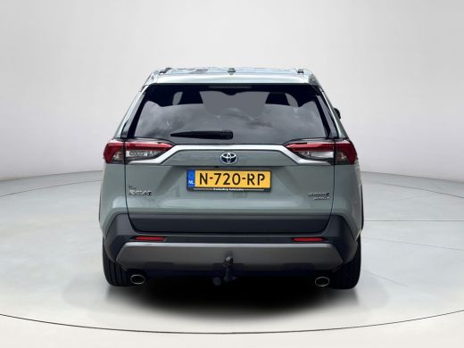 Toyota RAV4 2.5 Hybrid AWD Style ActivLease financial lease
